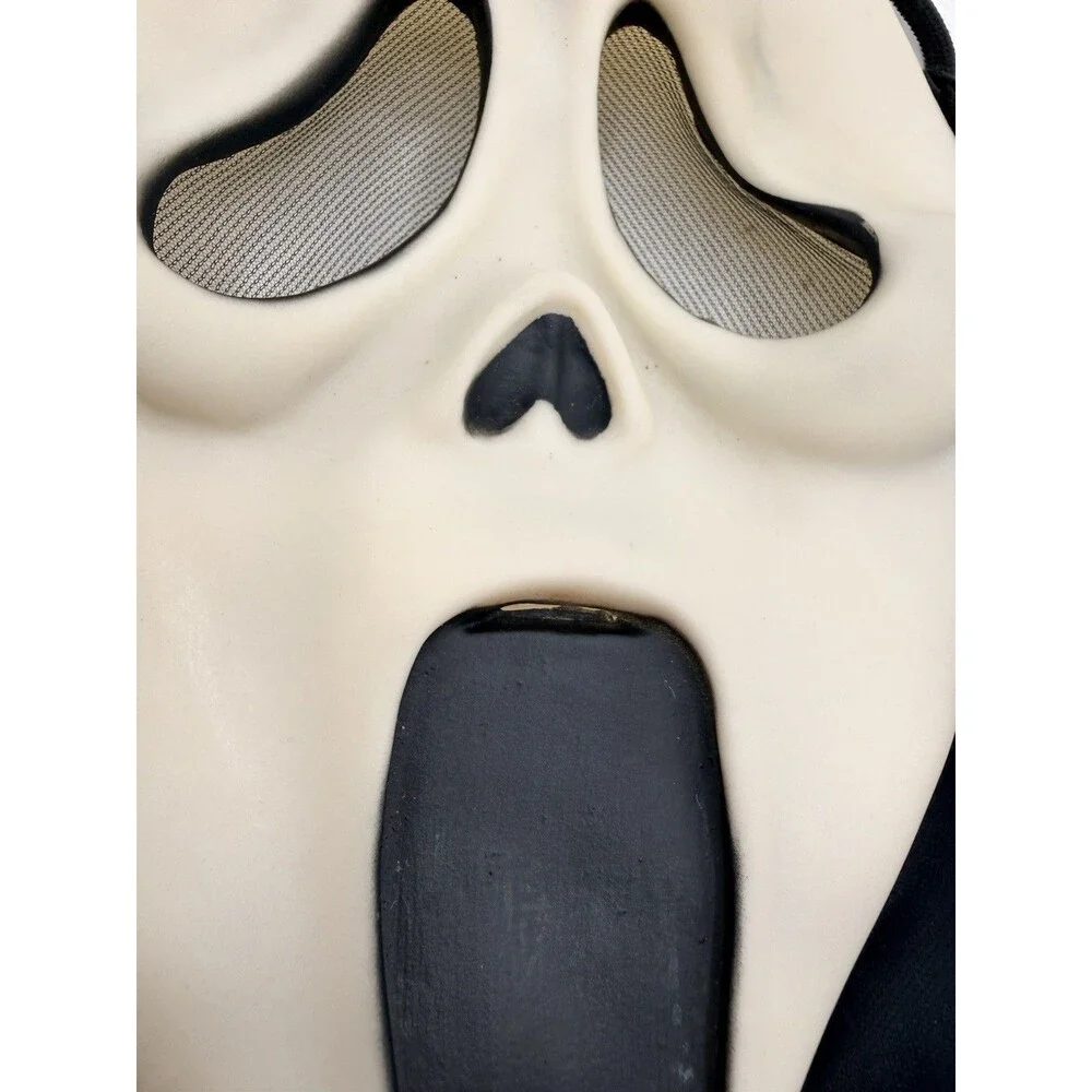 Vintage Easter Unlimited Rubber Face Scream Horror Movie Halloween Mask